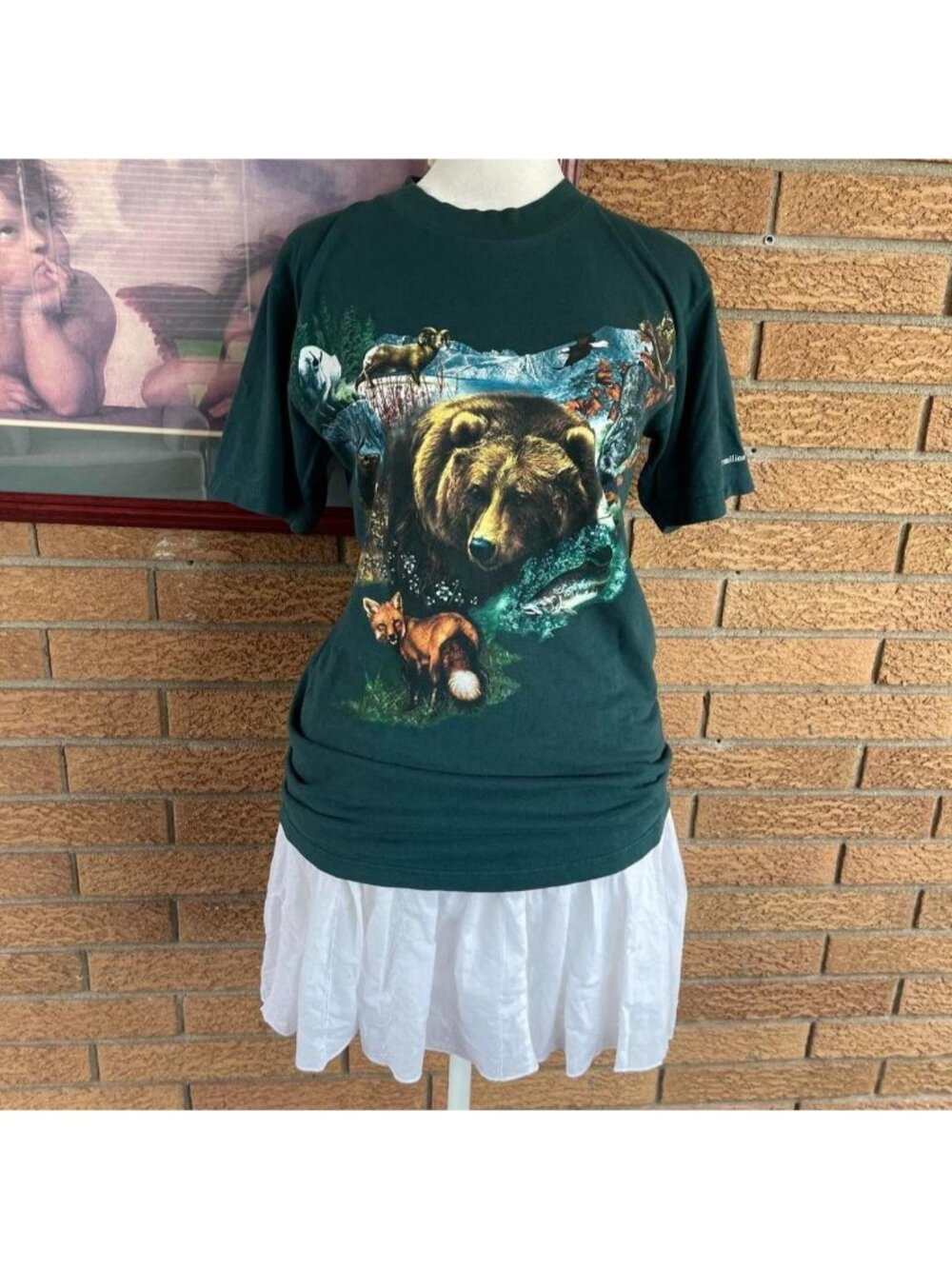 Vintage 90s Royal Canadian animal nature tee
